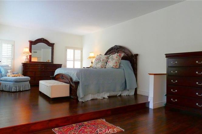 genMid.SR24045351_23_5