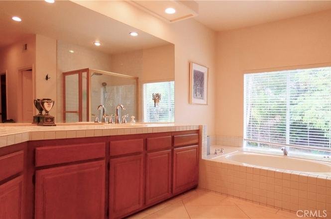 genMid.SR24045351_26_5